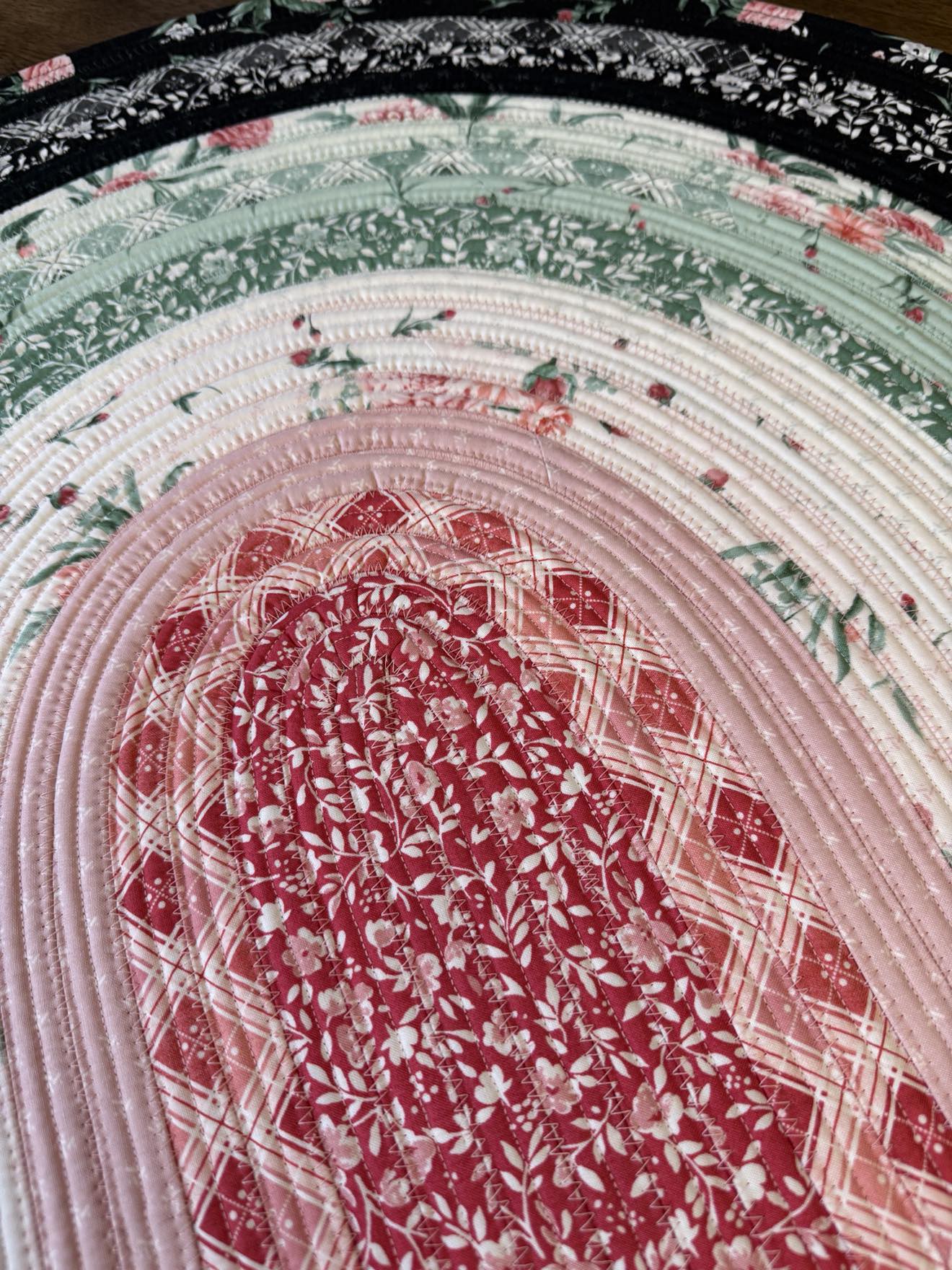 Oval Handmade Cotton Jelly Roll Rug 28" x 44" Garden Picnic